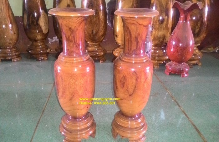 Lục bình gỗ Cẩm lai